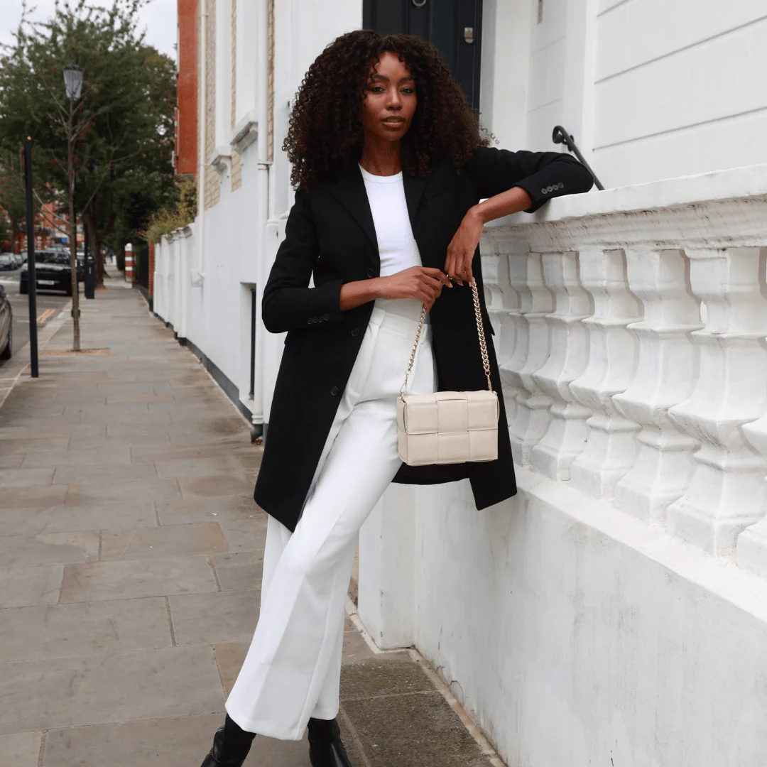 Soho City Luxe Leather Bag - Ecru - Image 12