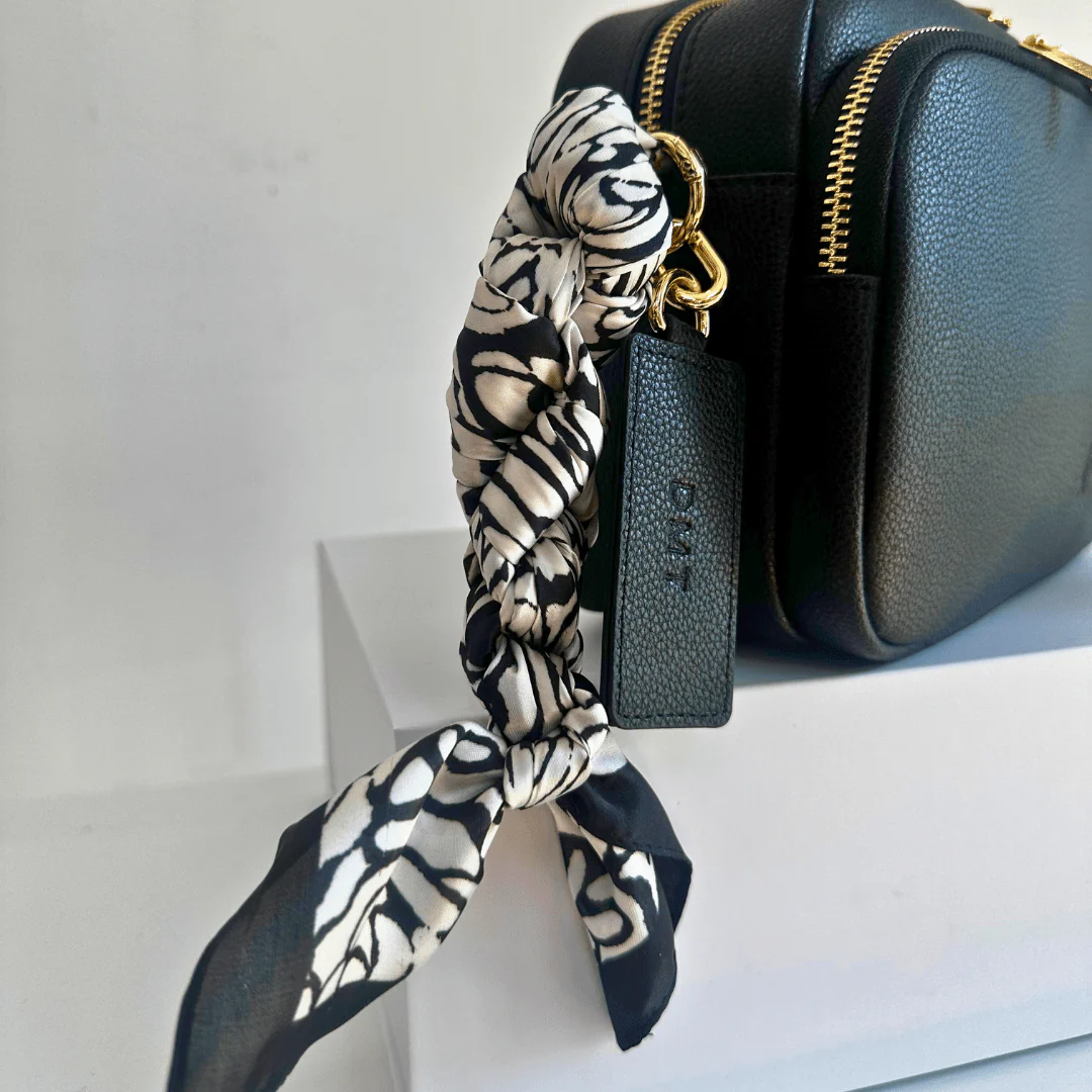 Bloomsbury Scarf - Image 5