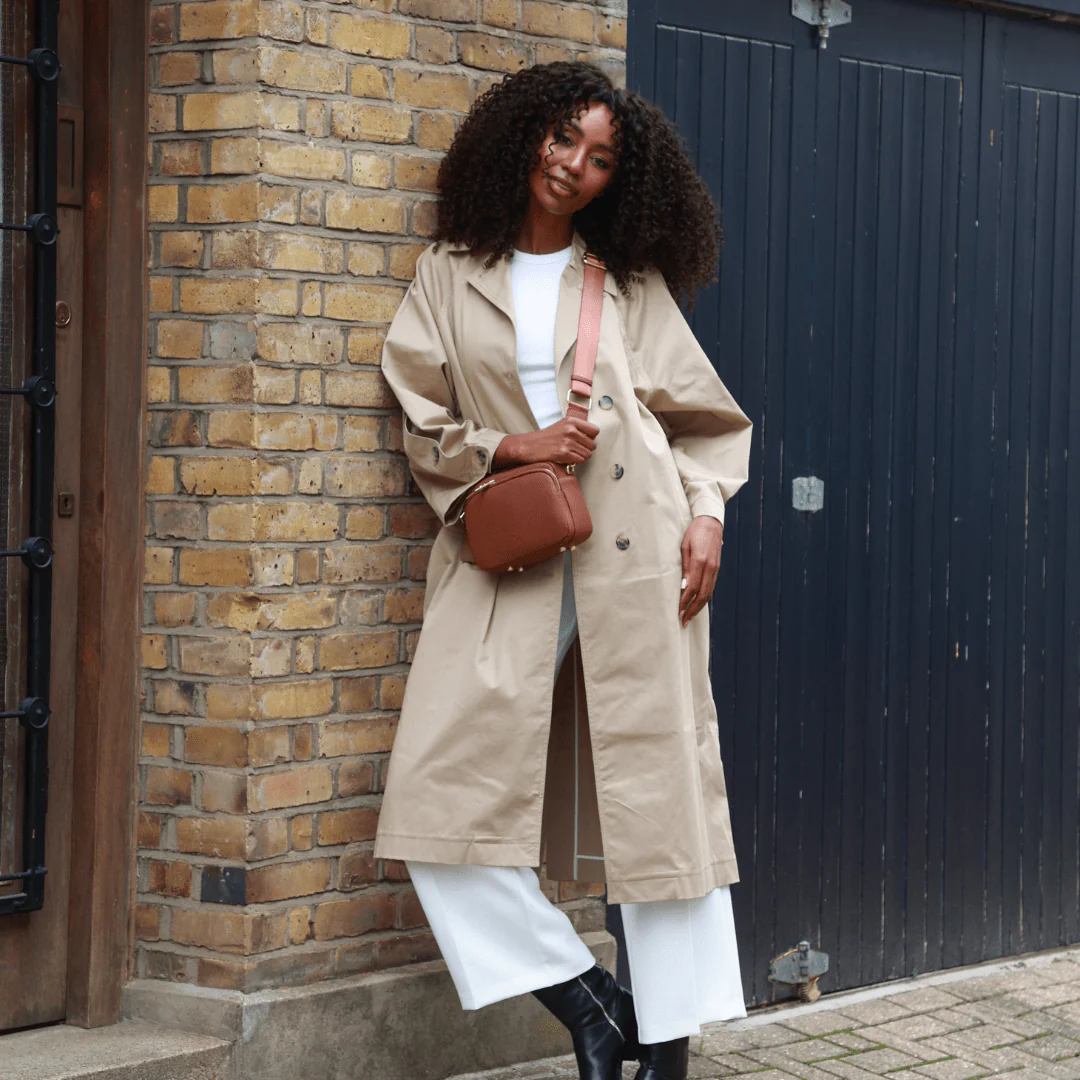 Chelsea Midi Crossbody Luxe Leather Bag Tan - Image 10