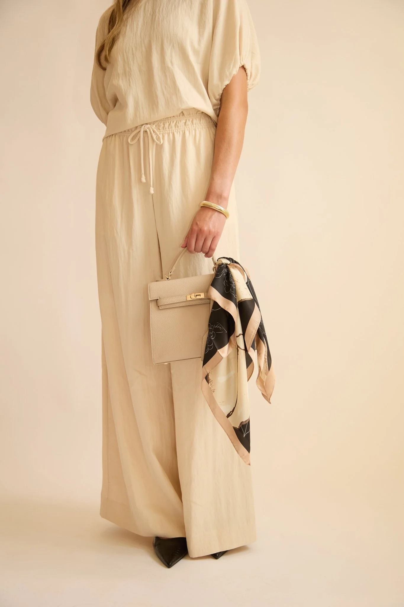 Richmond Top handle bag Taupe - Image 8