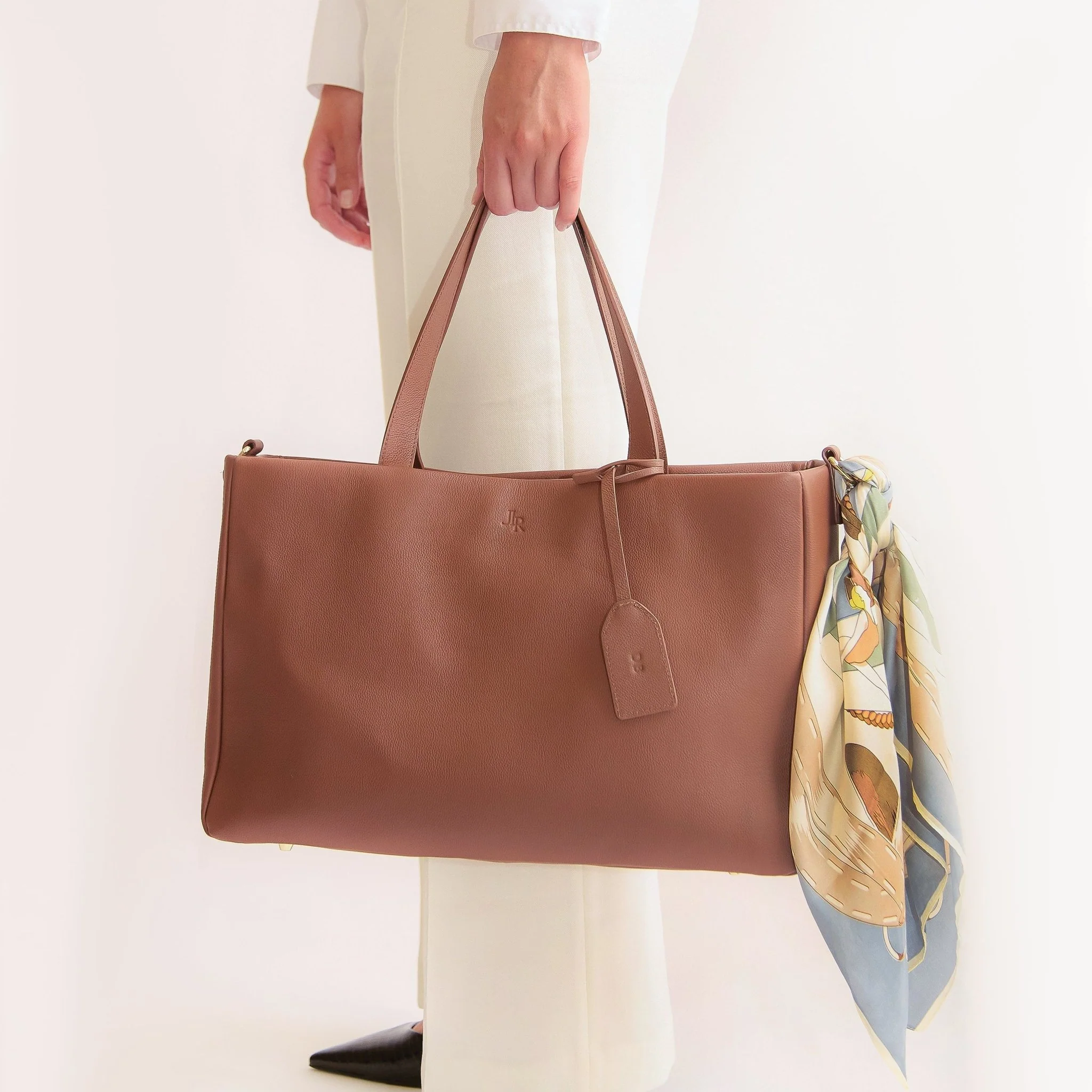 Stella Large Luxe Leather Tote Bag- Tan - Image 4